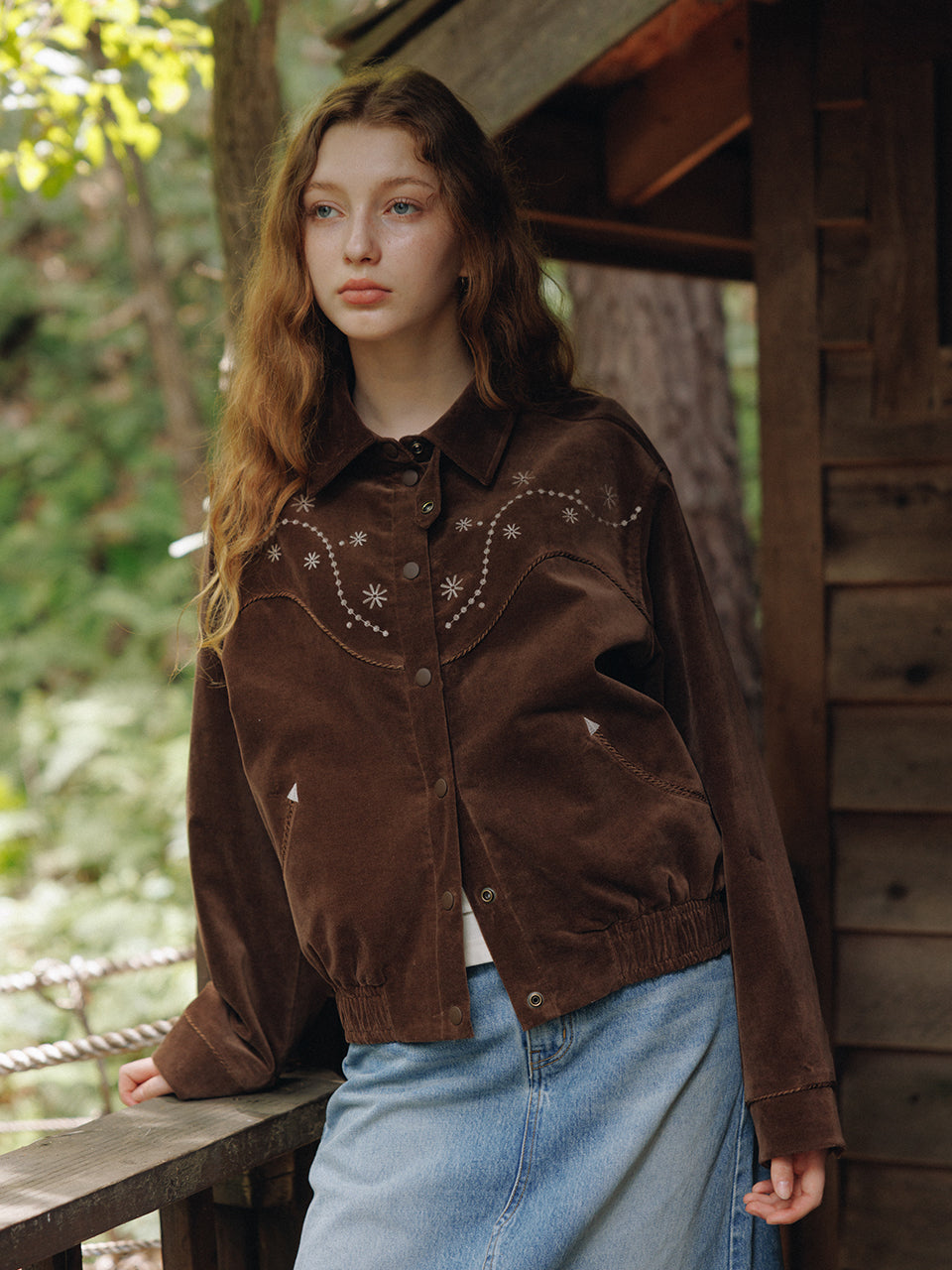 LOOK 01