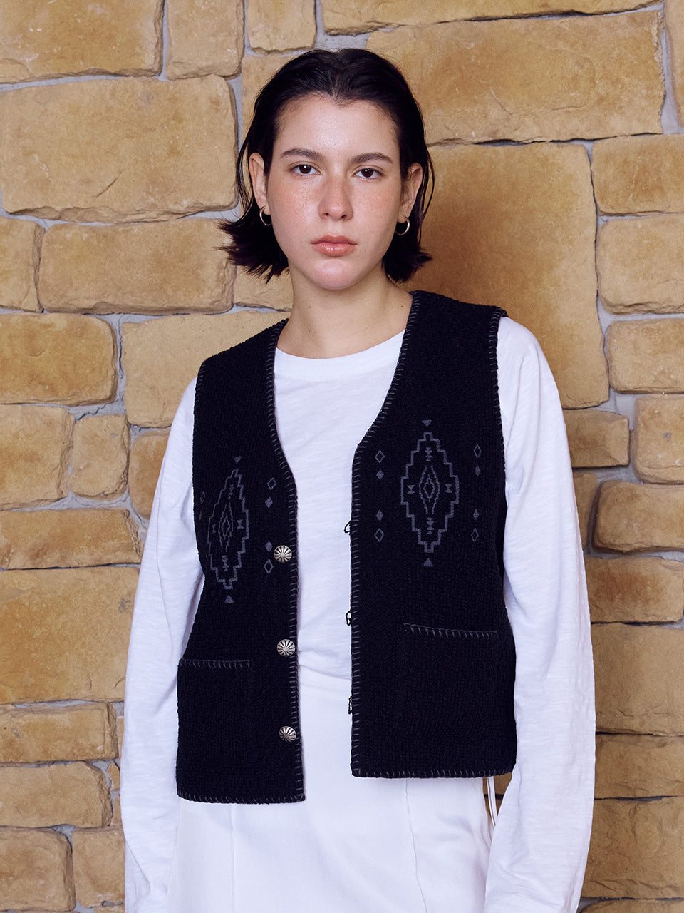 LOOK 09