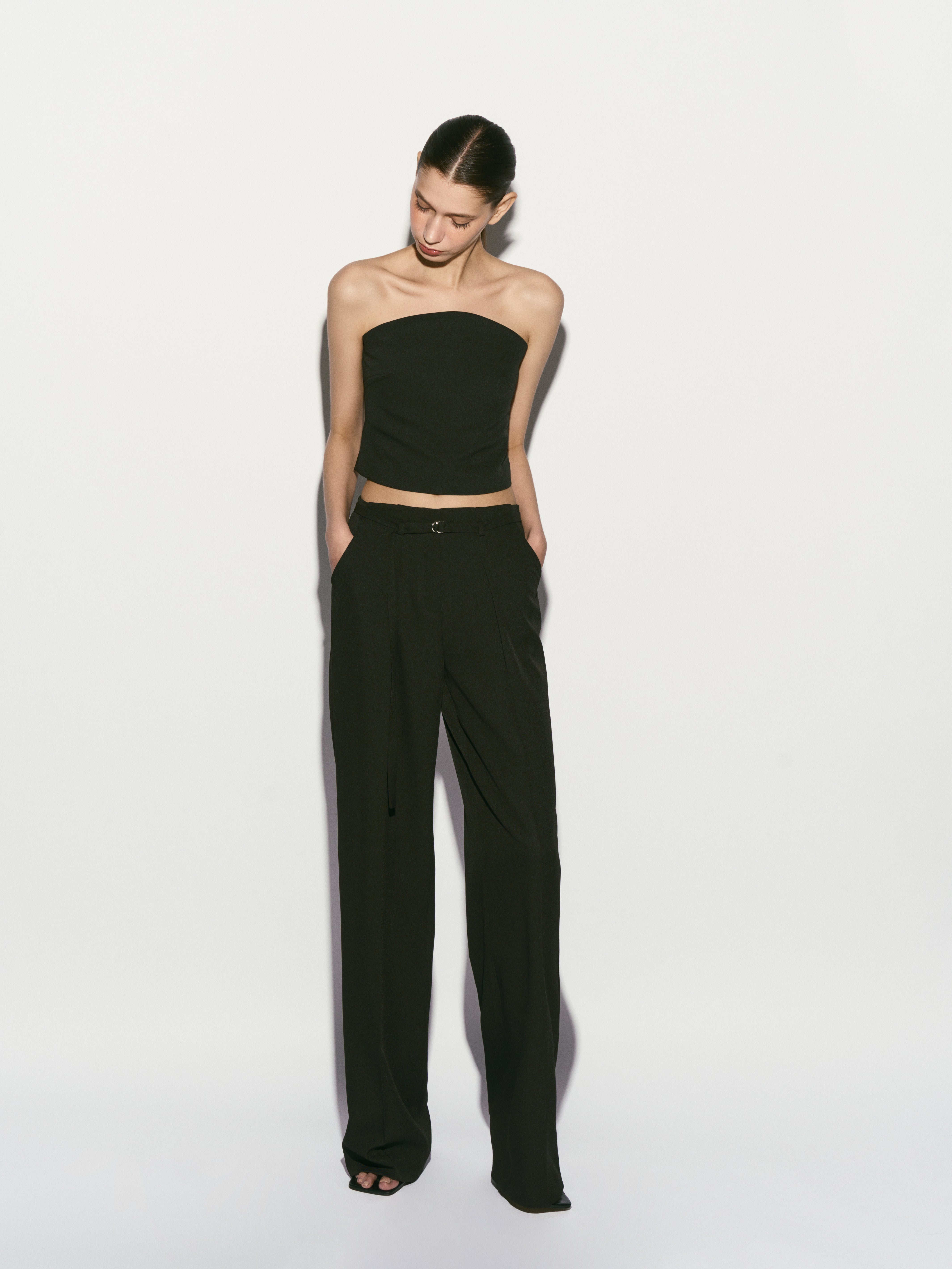 LOOK 03