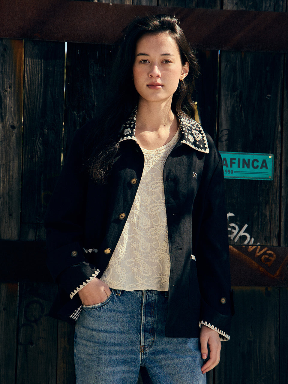 LOOK 05