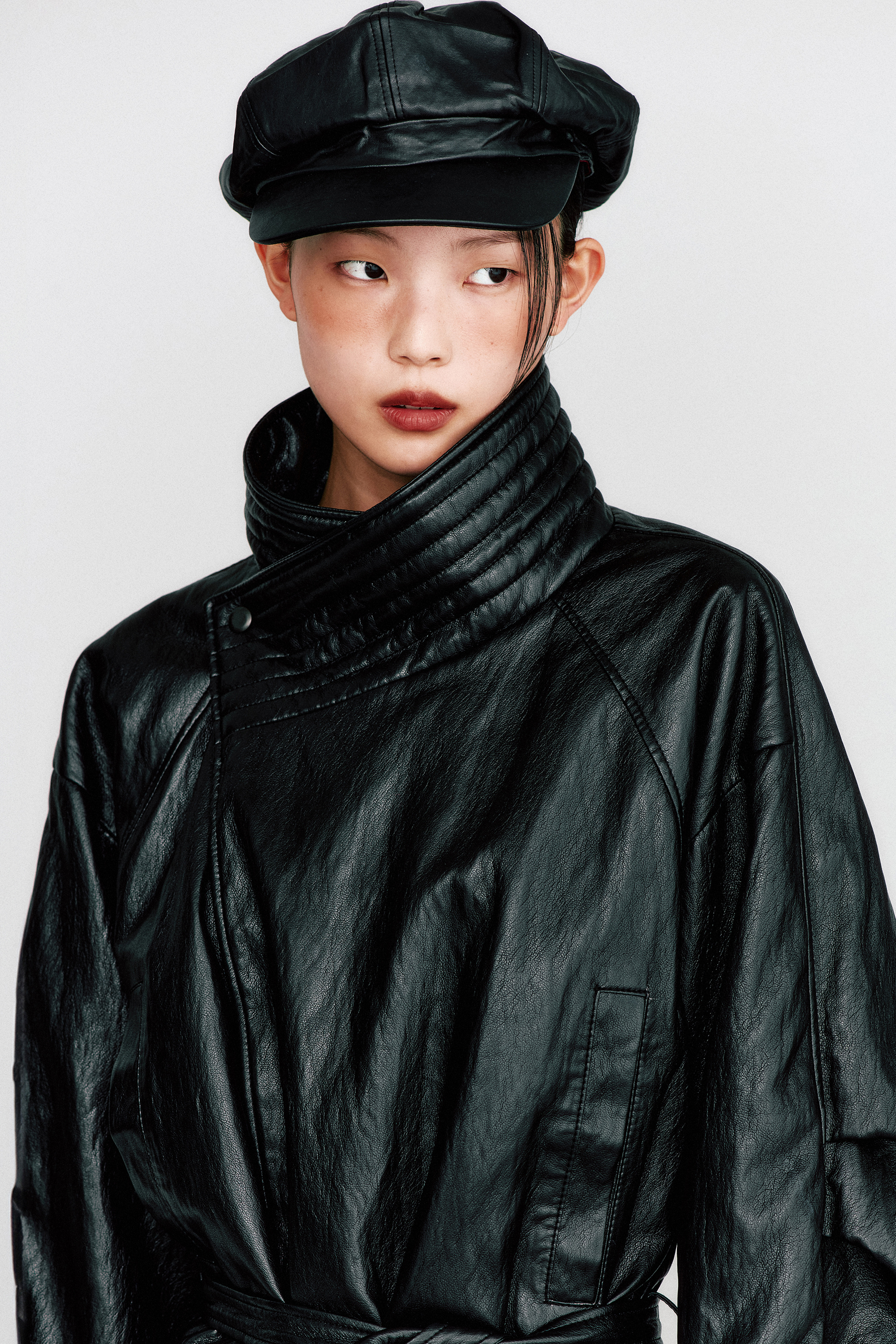 LOOK 03