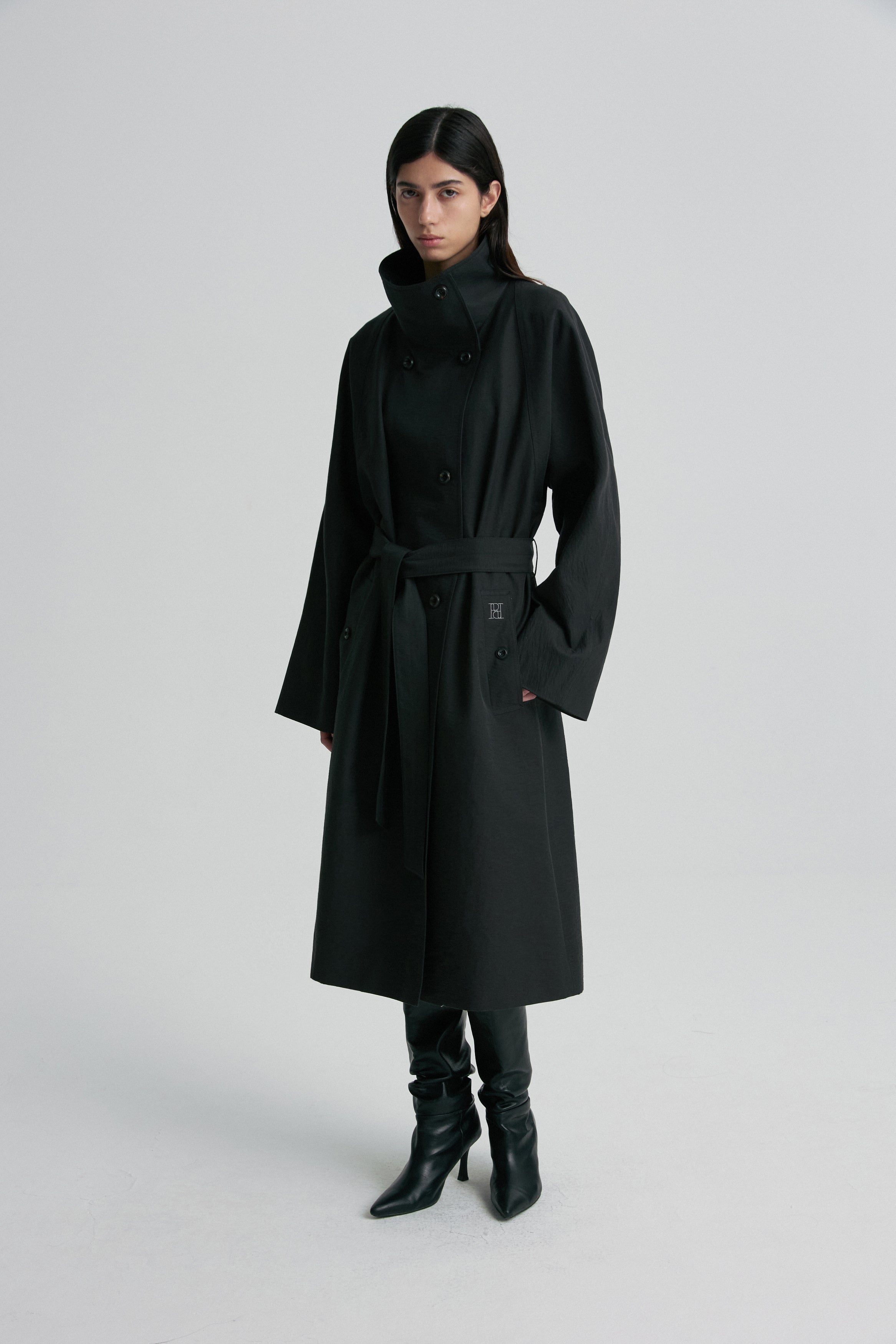 LOOK 06