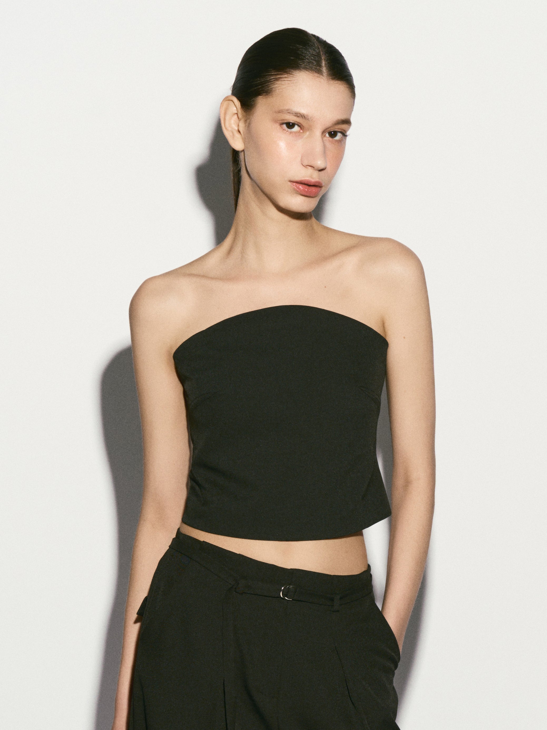 LOOK 03