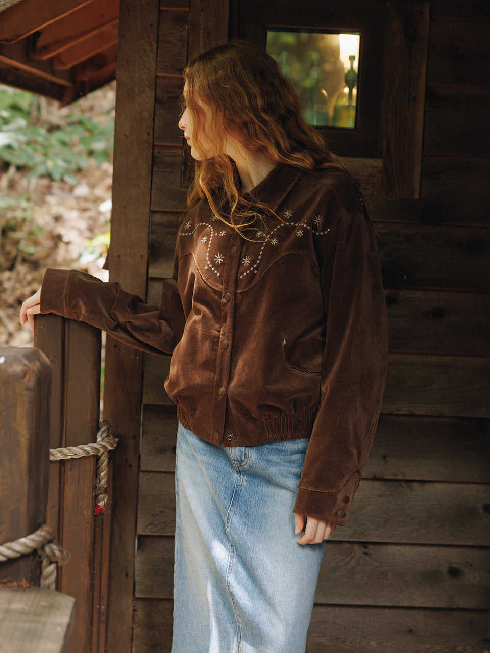 LOOK 01