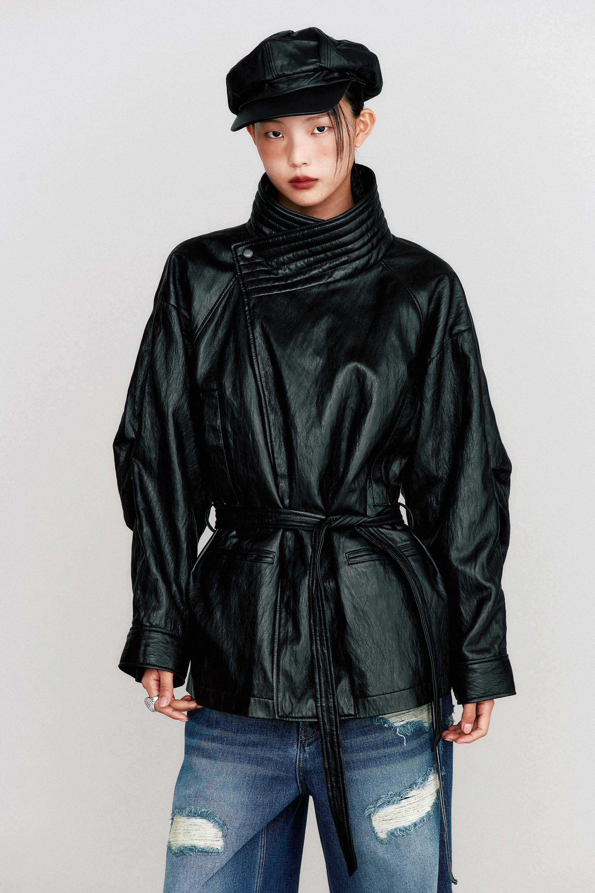 LOOK 03