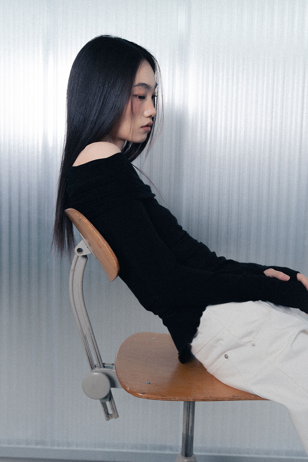 LOOK 04